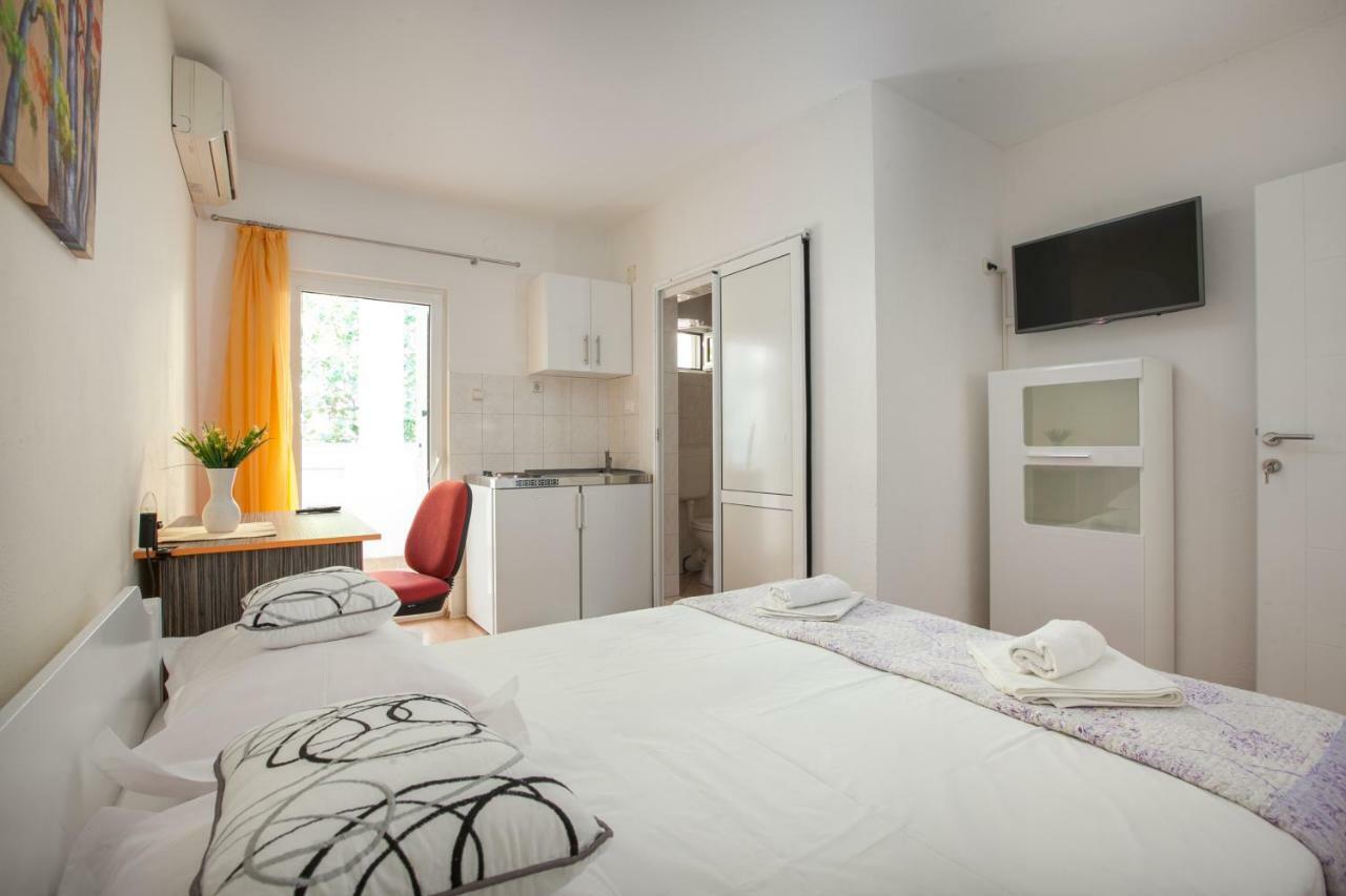 Apartments Klara Makarska Exterior photo
