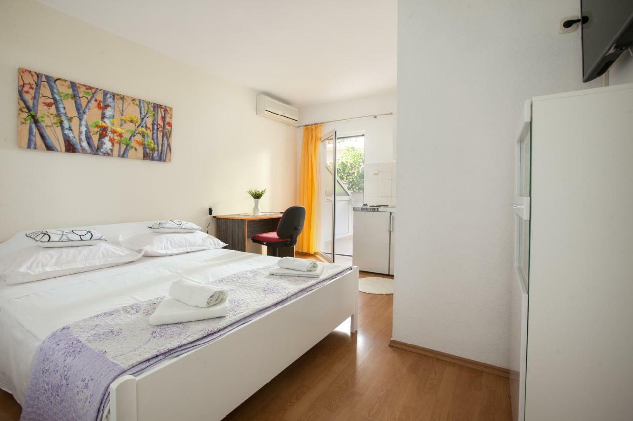 Apartments Klara Makarska Exterior photo