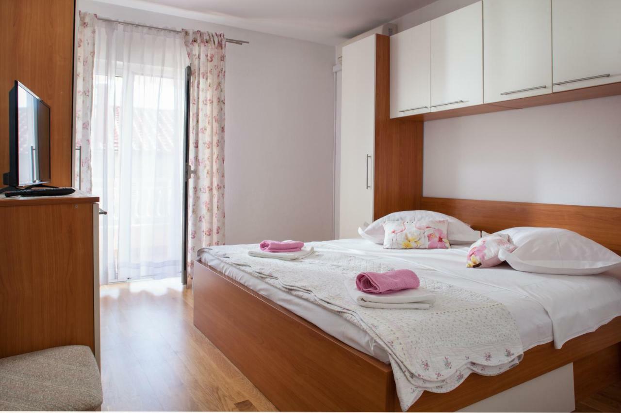 Apartments Klara Makarska Exterior photo